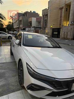 هیوندای ئەلەنترا